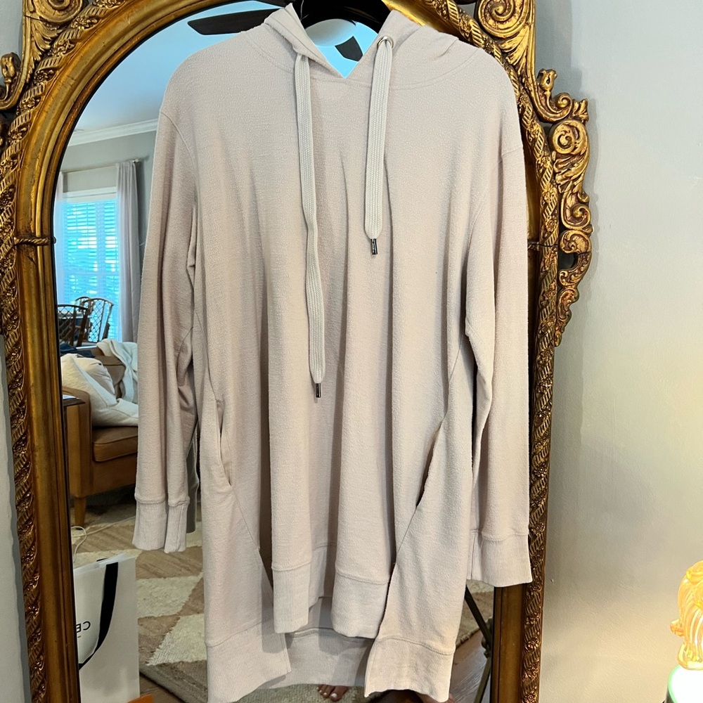 Long Sweatshirt